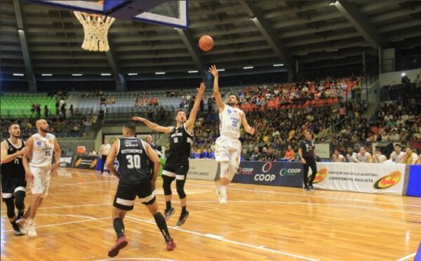 São José Basketball vence confronto valendo posição Jogando Juntos