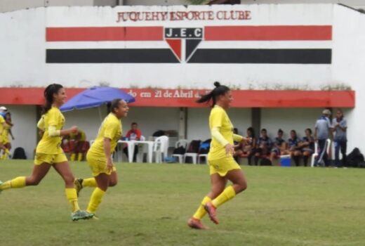 São José e Pinda alcançam semifinais dos Abertos 1
