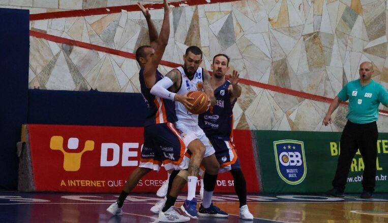 SÃO JOSÉ BASKETBALL TEM JOGO COMPLICADO CONTRA O BAURU NO