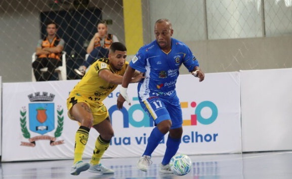 O São José Futsal empata com o Taubaté pelo primeiro jogo da Final da LPF •  São José Futsal