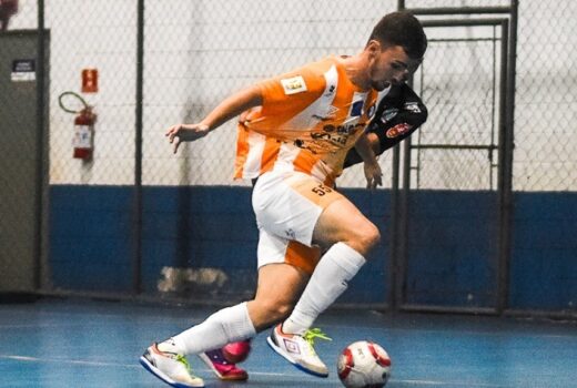 Taubaté Futsal e Pinda esperam fim de playoff 2