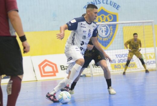 Futsal da região vai para playoffs estaduais 11