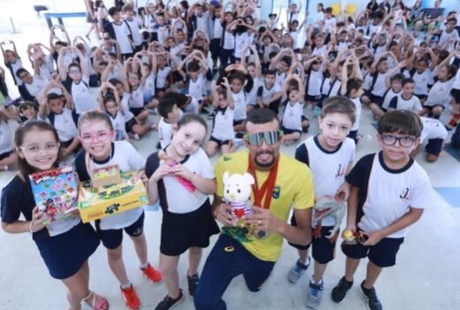 Paratleta de ouro em Paris visita escola joseense 7
