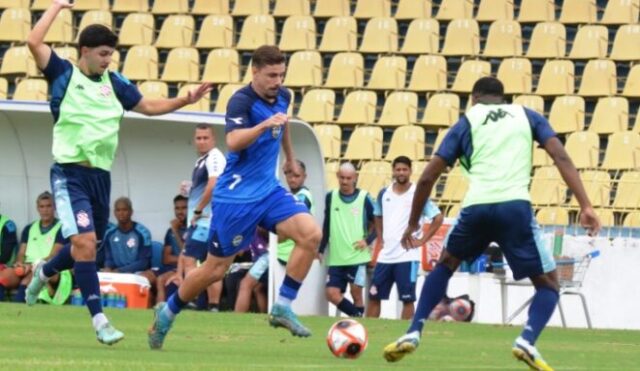 São José fechou semana treinando contra o Bangu 1