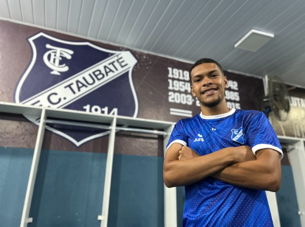 Taubaté fecha semana inicial com 10 nomes 2