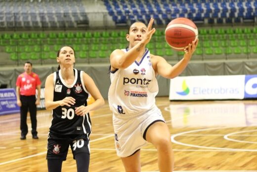 Basquete feminino joseense perde por três pontos 5
