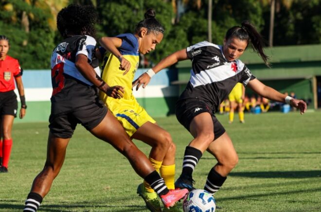 Taubaté e São José foram a campo pelo feminino 2