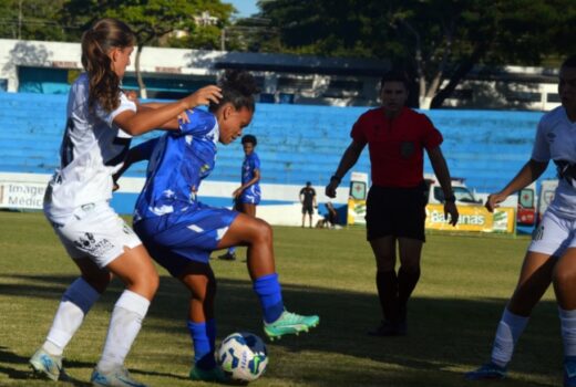 Taubaté perde e sai da zona de classificação 5