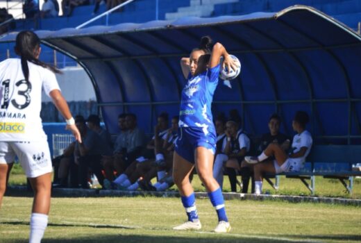 Futebol feminino da região joga pela Copa do Brasil 9