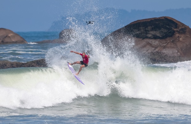 Surfe em Ubatuba festejou campeões de etapa 2 Surfe em Ubatuba festejou campeões de etapa 2