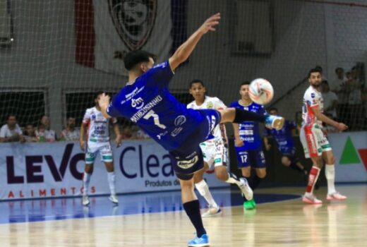 São José Futsal sofre goleada no Paraná 9