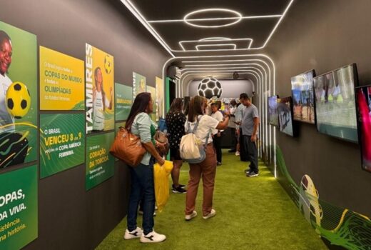 Futebol feminino tem exposição e jogo no domingo 7