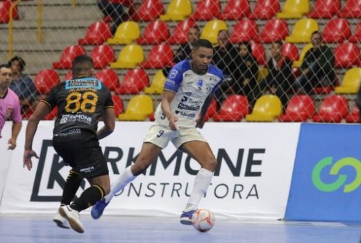 São José Futsal leva goleada na visita ao Magnus 12