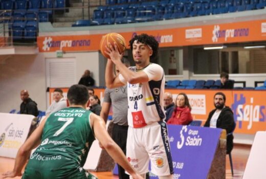 São José Basketball vira playoff e vai às semifinais 7