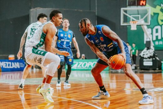 São José Baktball inicia playoff perdendo fora 11