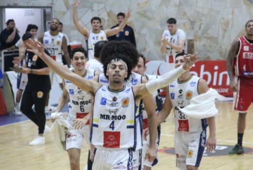 São José vence Franca emplacando 25 pontos 13