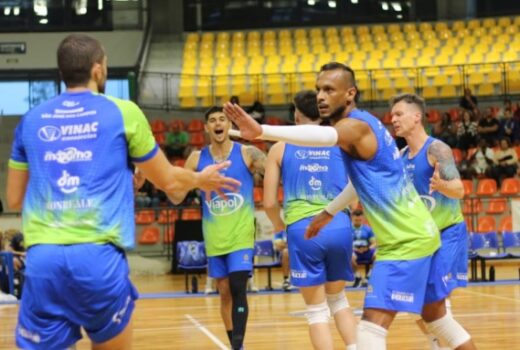 Vôlei São José joga a primeira da nova temporada 13