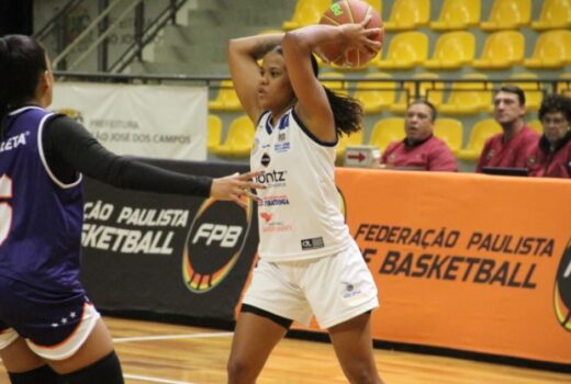Basquete joseense impõe seu jogo no Teatrão 7
