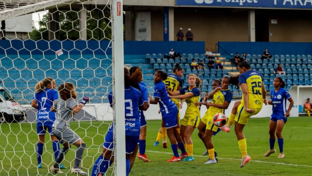 São José vence e sustenta liderança na Paulistana 1