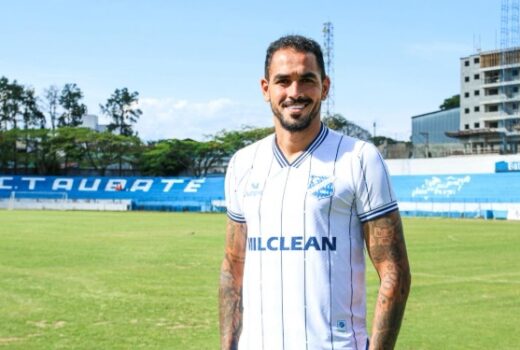 Taubaté anuncia contratação de zagueiro experiente 12
