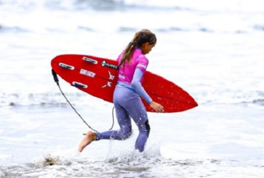 Surfe agita categorias de base em São Sebastião 1