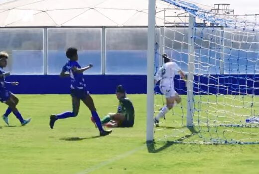 Taubaté perde para o Santos em semifinal feminina 7