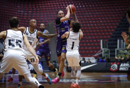 São José Basketball perde depois do intervalo 5