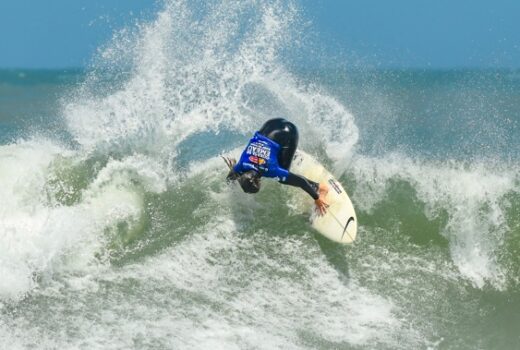 Surfista ubatubense sai da disputa por título 1