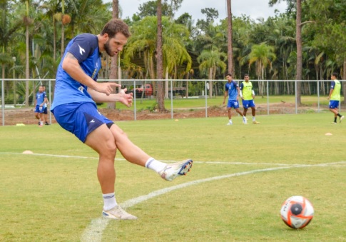 São José e Taubaté seguem com jogos-treinos 17