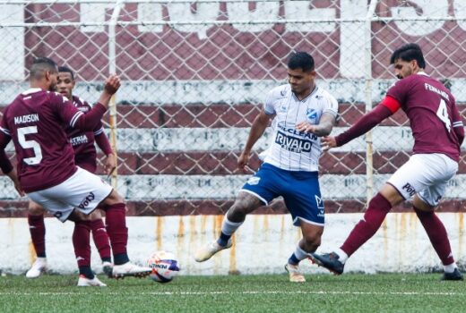 Taubaté leva virada e amarga primeira derrota 5