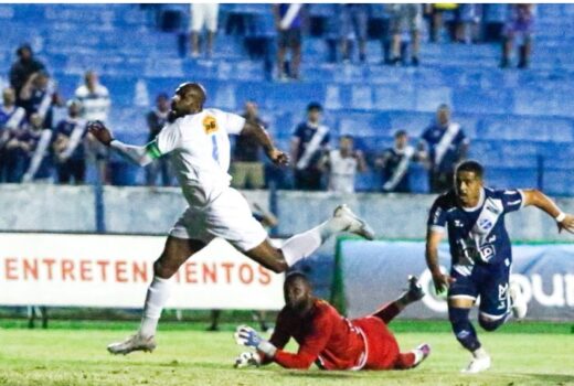 Taubaté volta a empatar no primeiro jogo em casa 13