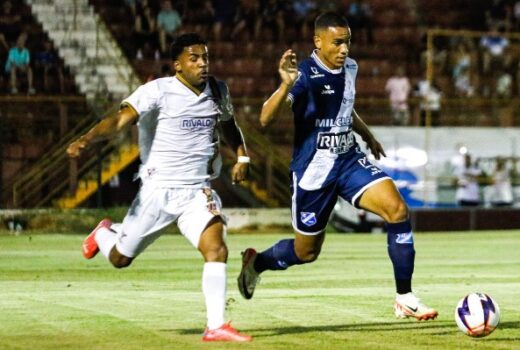 Taubaté estreia e poderia ter voltado com vitória 3