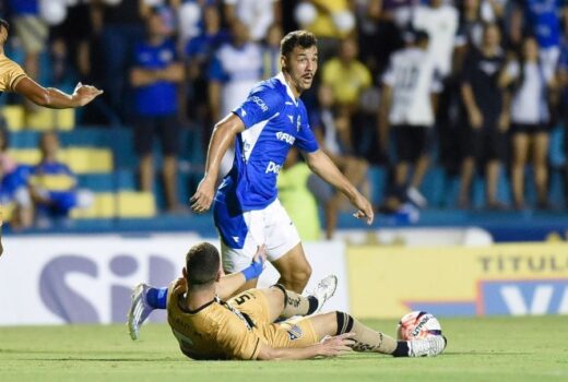 São José vence mais uma na volta ao Martins Pereira 1