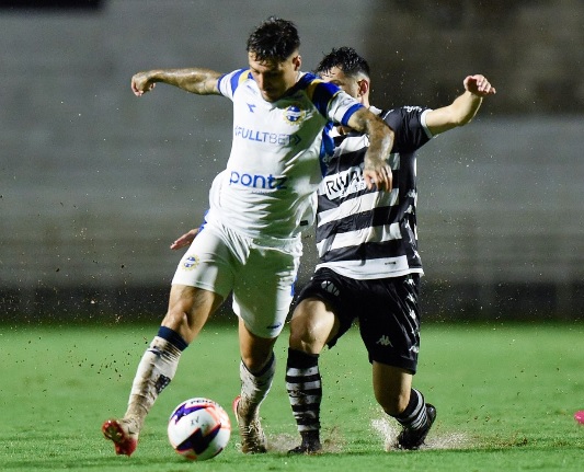 São José faz 3 a 0 em Piracicaba e sobe na tabela 2