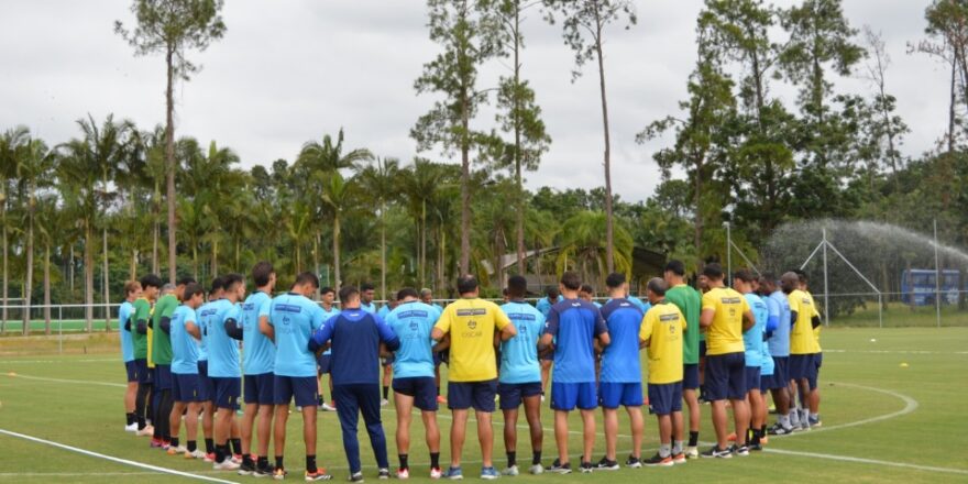 São José ainda sonda as opções para reforço 1
