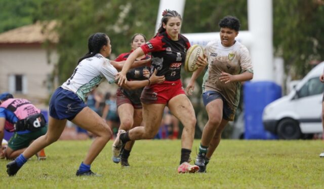 Rugby da região tem torneio e jogadores no Cobras 1