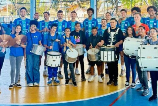 Vôlei São José visitou estudantes torcedores 9