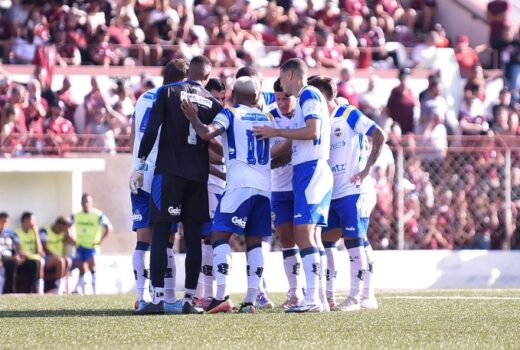 São José joga pelas chances que restam 7