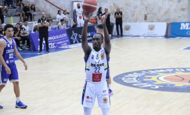 São José Basketball anuncia cirurgia de norte-americano 1