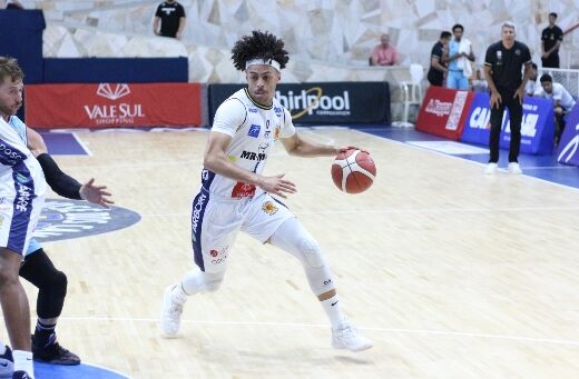 Basquete joseense tem noite com os times em quadra 6