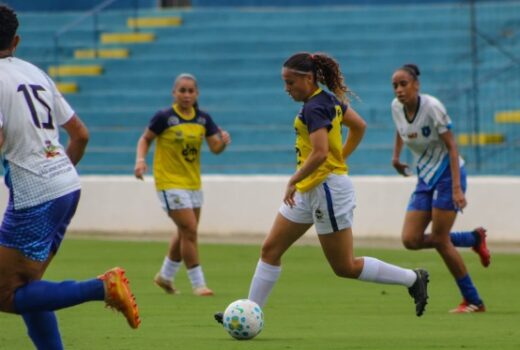 Futebol feminino começa rodada com derrota 3
