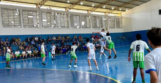 Escola domina handebol da rede de ensino joseense 1