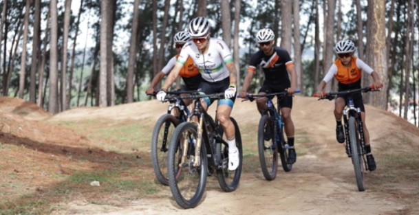 Hexacampeã de mountain bike elogia pista joseense 1