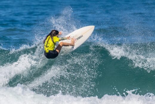 Ubatuba teve confrontos de gerações no surf 18
