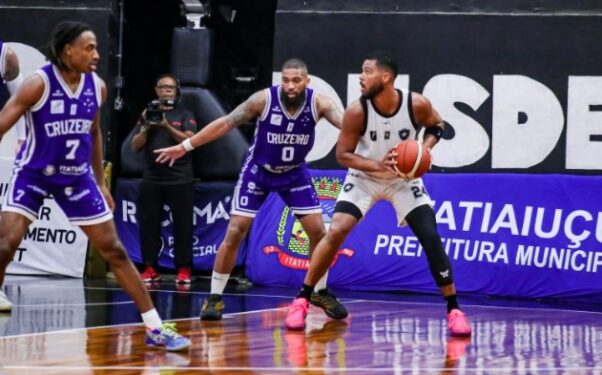 São José Basketball anuncia ala vindo do Botafogo 1