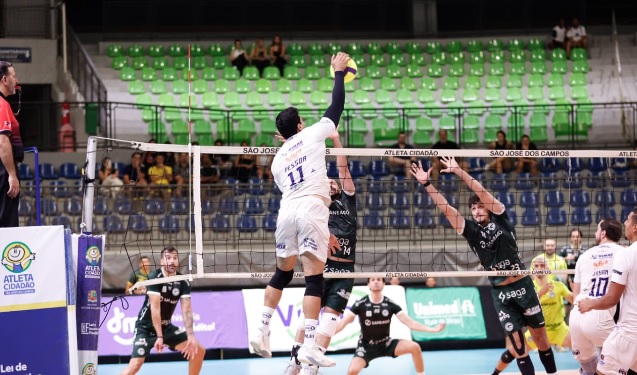 Vôlei São José assume liderança de torneio no Teatrão 2