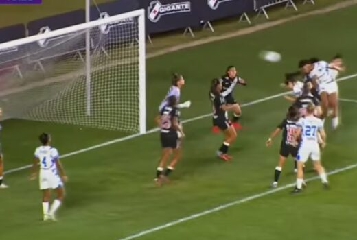 Taubaté ficou sem chances contra o Vasco que subiu 2