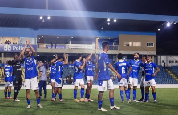 São José joga no sábado de manhã valendo liderança 1