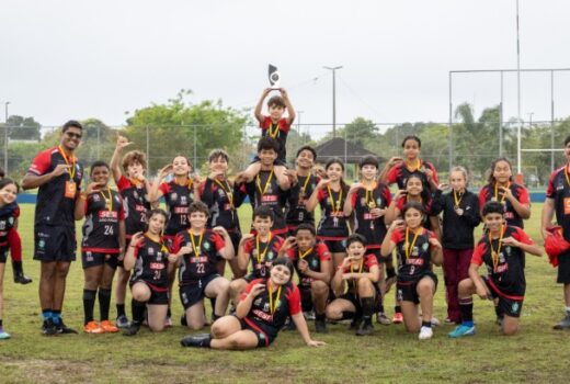 Rugby teve alguns jogos apesar de adiamentos por chuva 8