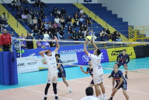Vôlei São José amarga nova derrota pelo Paulista 15
